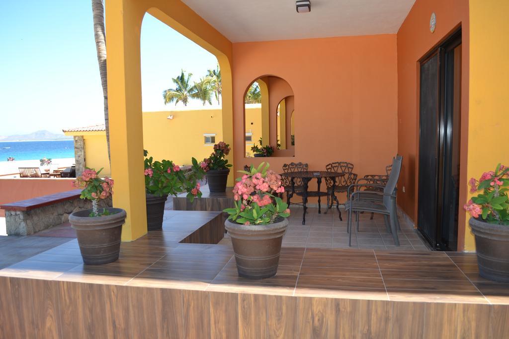 Hotel Playa Del Sol Лос-Баррилес Экстерьер фото