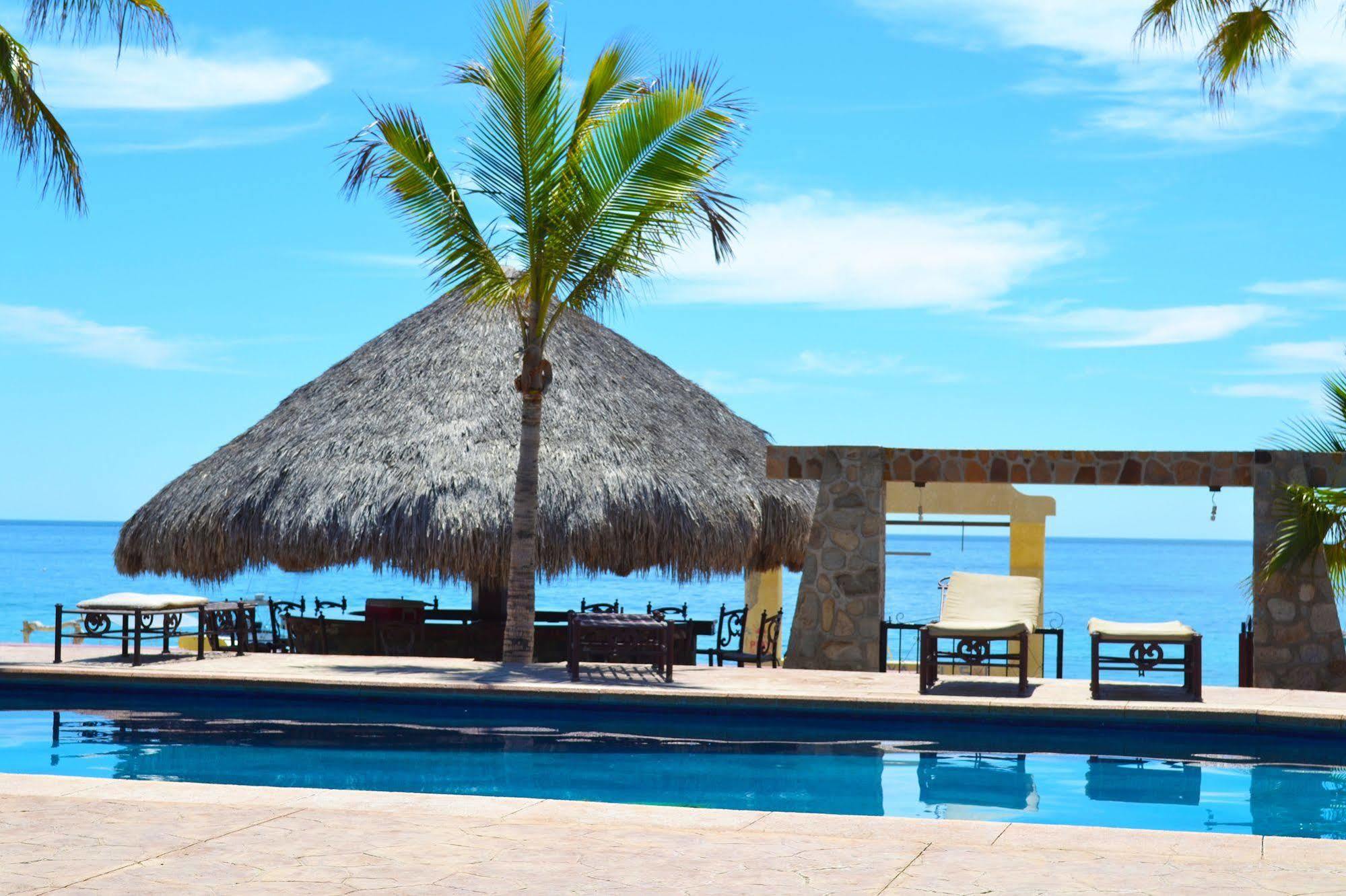 Hotel Playa Del Sol Лос-Баррилес Экстерьер фото